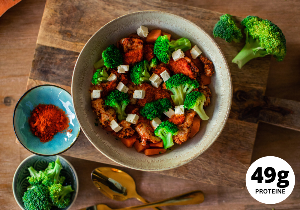 Bowl di pollo e patate dolci